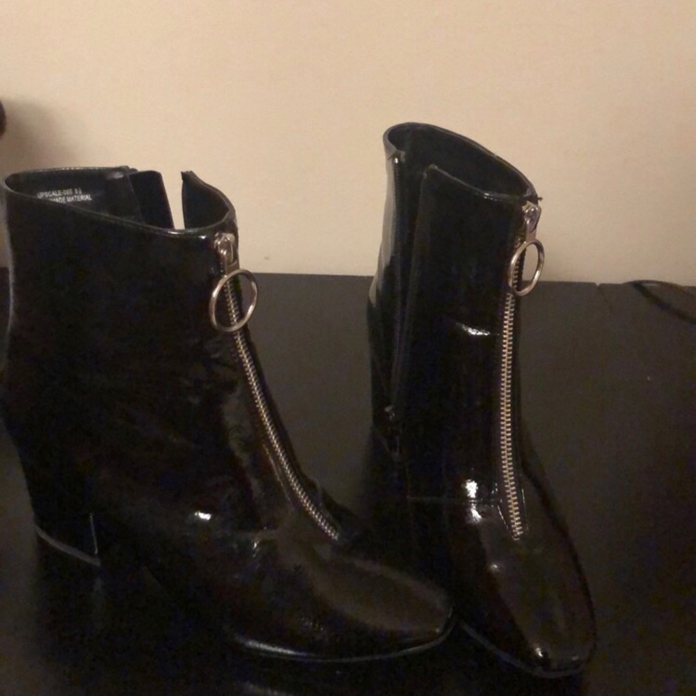 Booties - Picture 4 of 8